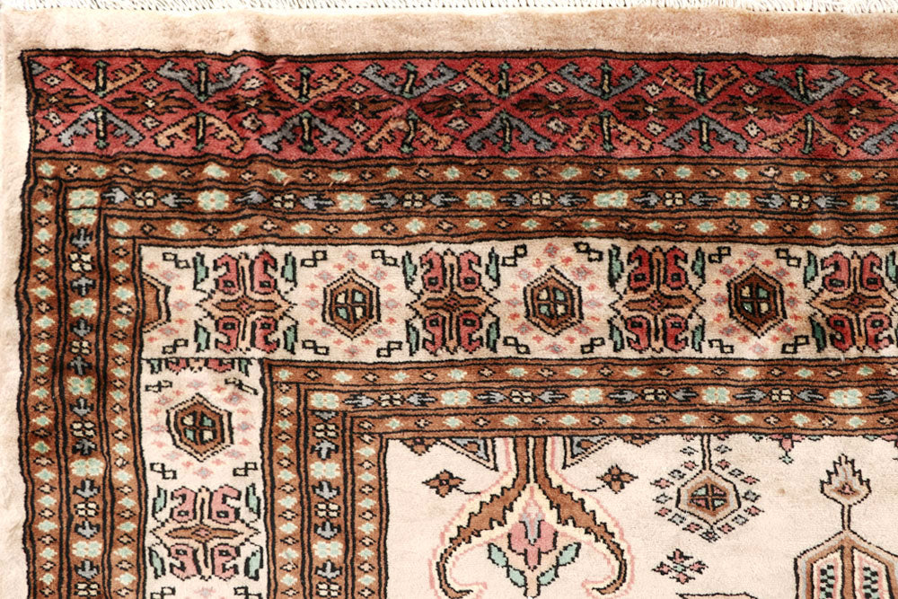 Bisque Caucasian 6' 11 x 6' 9 - No. 58617 - ALRUG Rug Store
