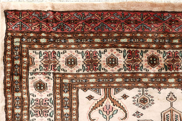 Bisque Caucasian 6'  11" x 6'  9" - No. QA43497