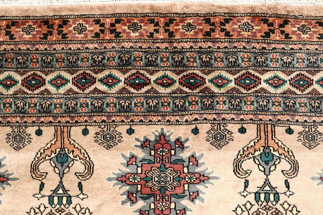 Bisque Caucasian 6'  11" x 7'  5" - No. QA69543