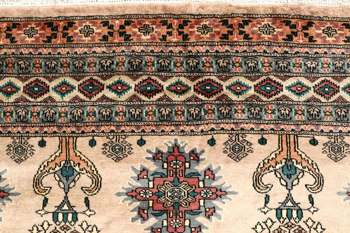 Bisque Caucasian 6'  11" x 7'  5" - No. QA69543