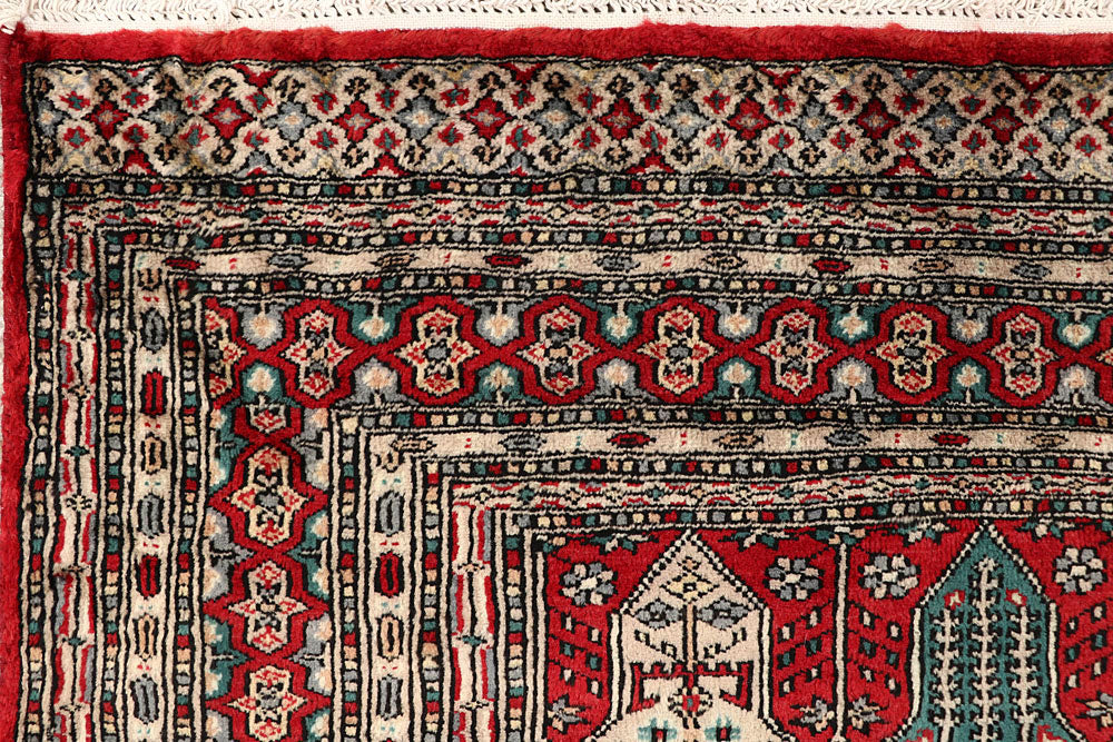 Red Caucasian 6' 8 x 6' 8 - No. 58619 - ALRUG Rug Store