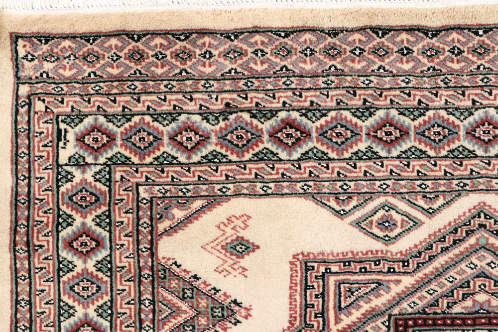 Cornsilk Caucasian 4' 2 x 6' - No. 58633 - ALRUG Rug Store