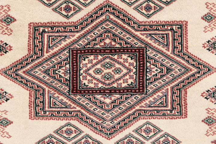 Cornsilk Caucasian 4' 2 x 6' - No. 58633 - ALRUG Rug Store