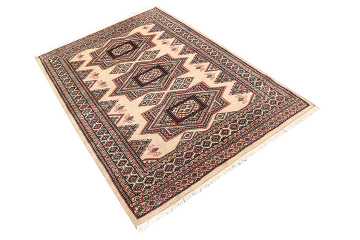 Cornsilk Caucasian 4' 2 x 6' - No. 58633 - ALRUG Rug Store