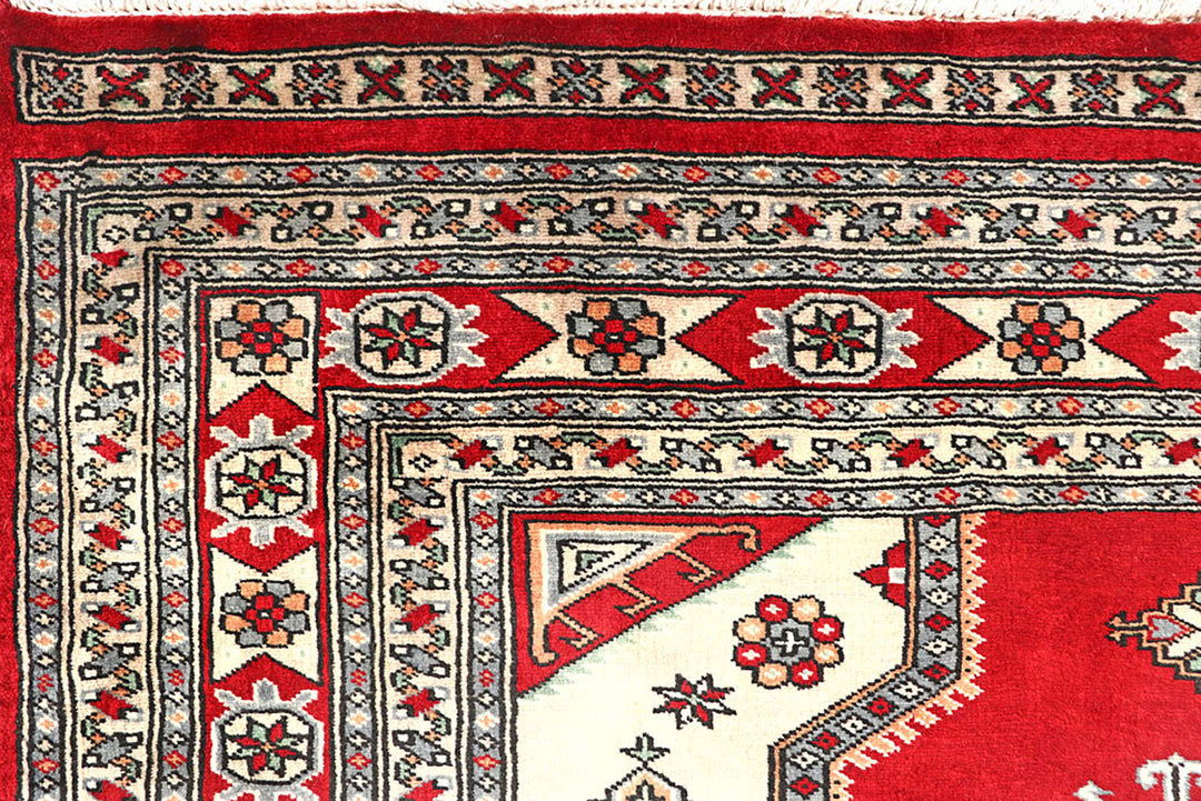 Firebrick Caucasian 4'  7" x 7' " - No. QA62557