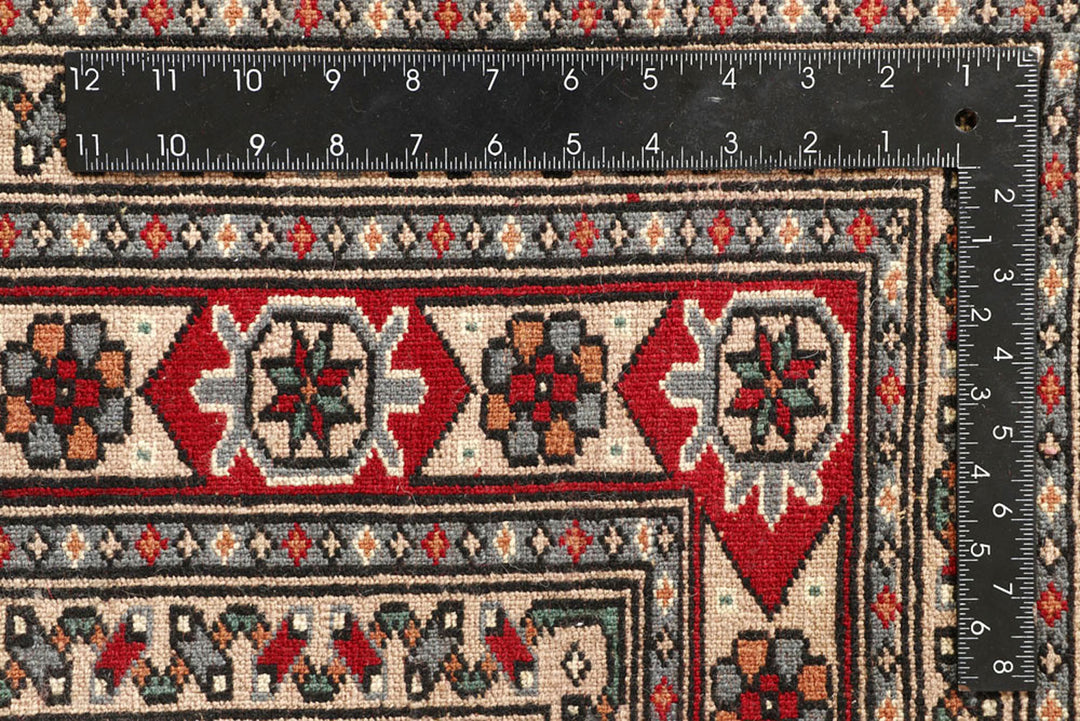 Firebrick Caucasian 4'  7" x 7' " - No. QA62557