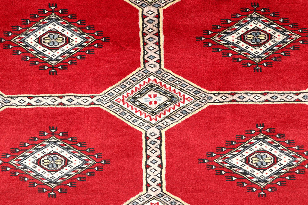 Red Jaldar 4'  7" x 6'  10" - No. QA60252