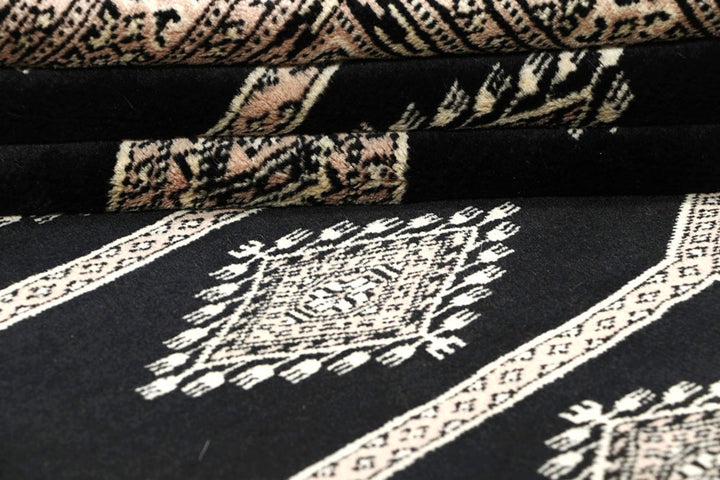 Black Jaldar 4' 7 x 6' 4 - No. 58700