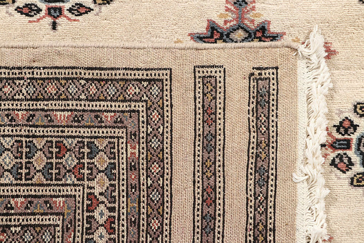 Blanched Almond Bokhara 4' 4 x 6' 9 - No. 58712 - ALRUG Rug Store