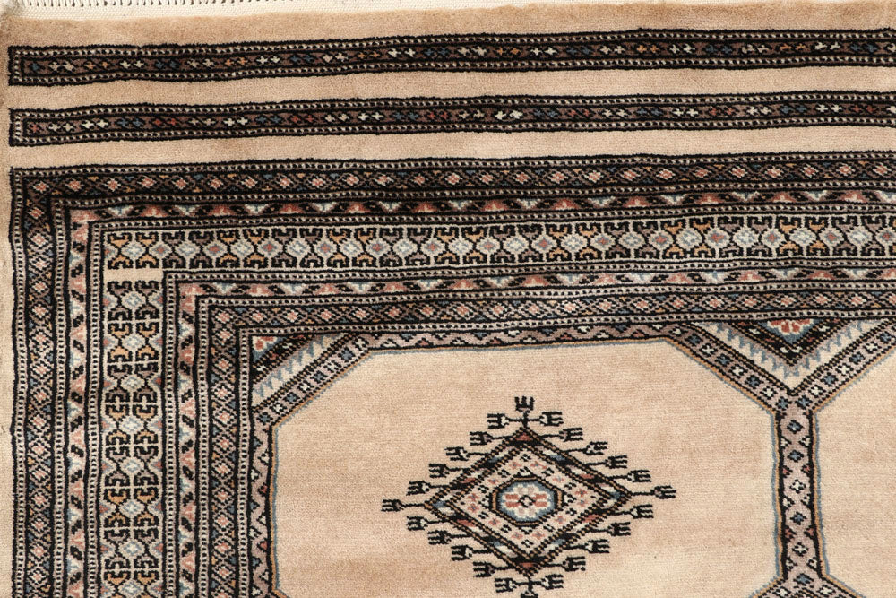 Blanched Almond Jaldar 4' 6 x 6' 11 - No. 58725 - ALRUG Rug Store