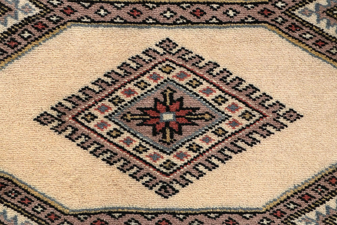 Bisque Jaldar 2'  6" x 10'  1" - No. QA91001