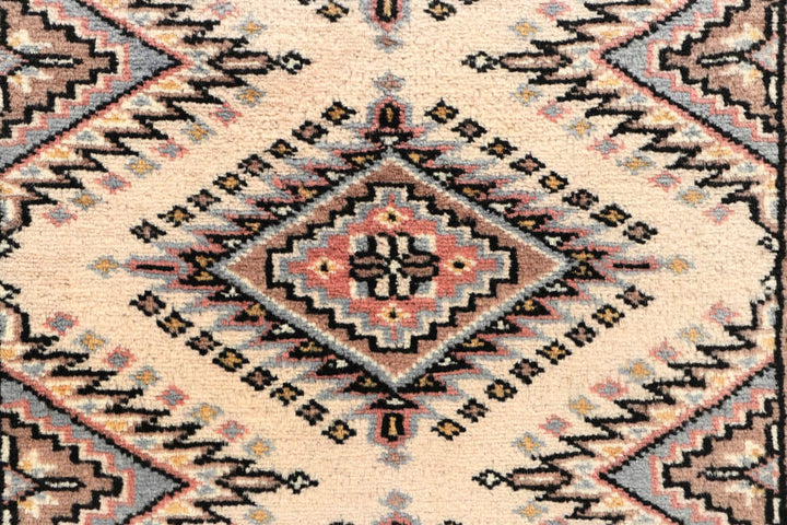 Blanched Almond Jaldar 2' 6 x 10' 6 - No. 58766 - ALRUG Rug Store