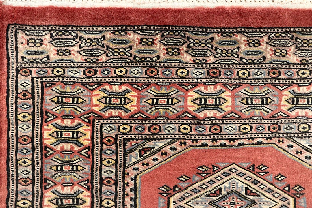 Coral Jaldar 2'  6" x 9'  10" - No. QA30621