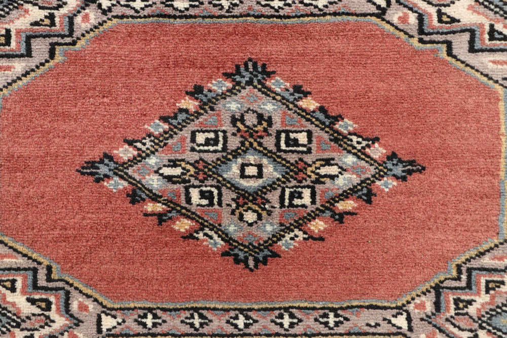 Coral Jaldar 2' 7 x 9' 11 - No. 58790 - ALRUG Rug Store