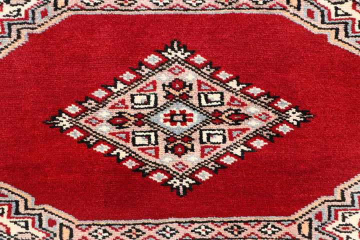 Red Jaldar 2'  8" x 10'  5" - No. QA32033