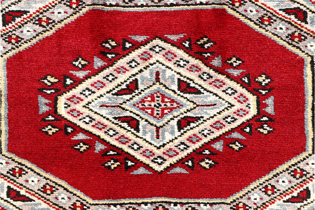 Red Jaldar 2'  7" x 10' " - No. QA14034