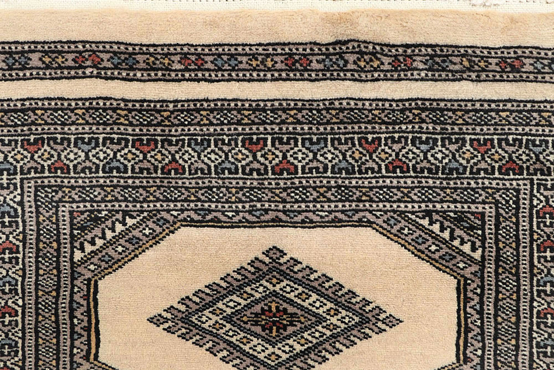 Blanched Almond Jaldar 2'  4" x 8'  10" - No. QA13582