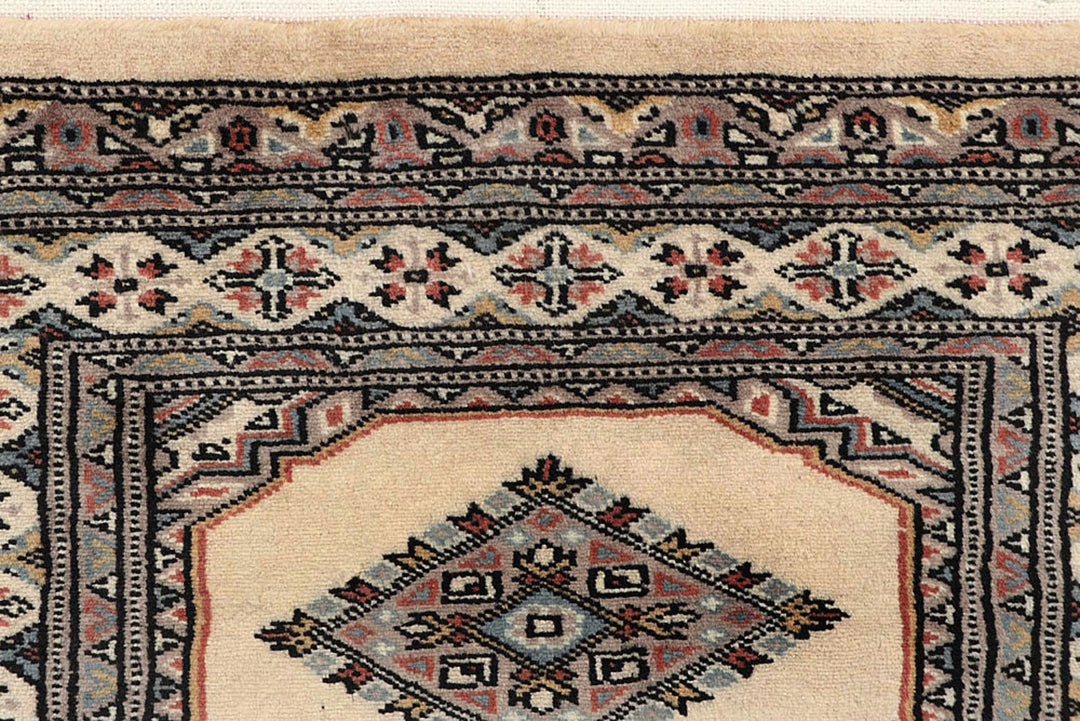 Bisque Jaldar 2'  4" x 8'  10" - No. QA41867