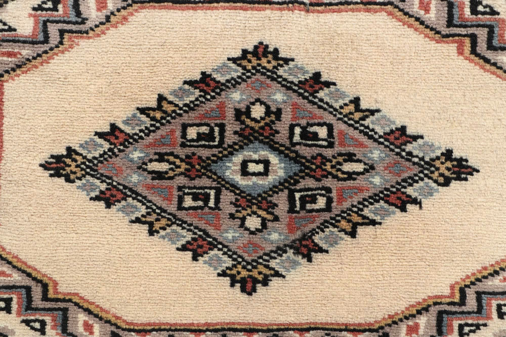 Bisque Jaldar 2' 4 x 8' 10 - No. 58870 - ALRUG Rug Store