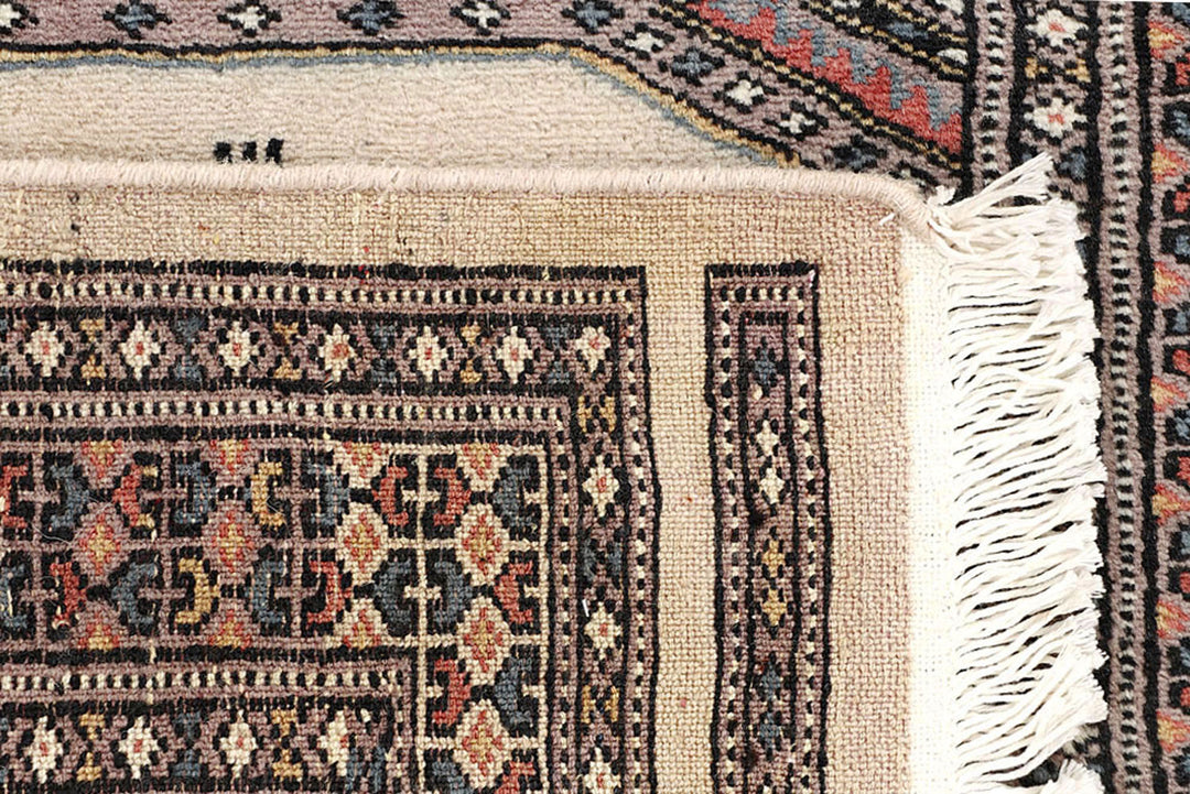 Old Lace Jaldar 2'  4" x 9'  7" - No. QA12256