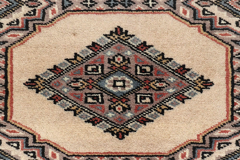 Old Lace Jaldar 2' 4 x 9' 1 - No. 58897 - ALRUG Rug Store
