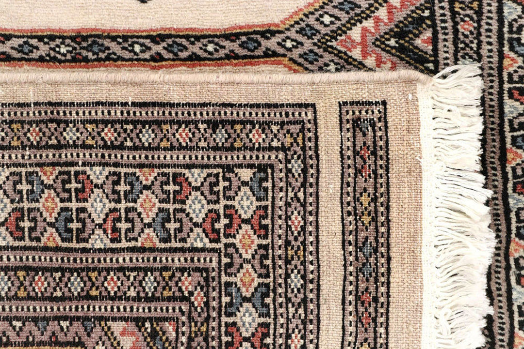 Old Lace Jaldar 2'  3" x 8'  11" - No. QA38537