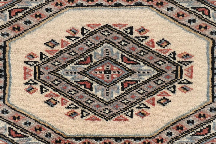 Antique White Jaldar 2' 4 x 8' 6 - No. 58900 - ALRUG Rug Store