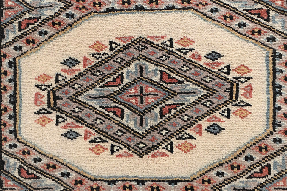 Antique White Jaldar 2' 3 x 8' 11 - No. 58901 - ALRUG Rug Store