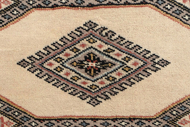 Bisque Jaldar 2'  4" x 8'  10" - No. QA37128