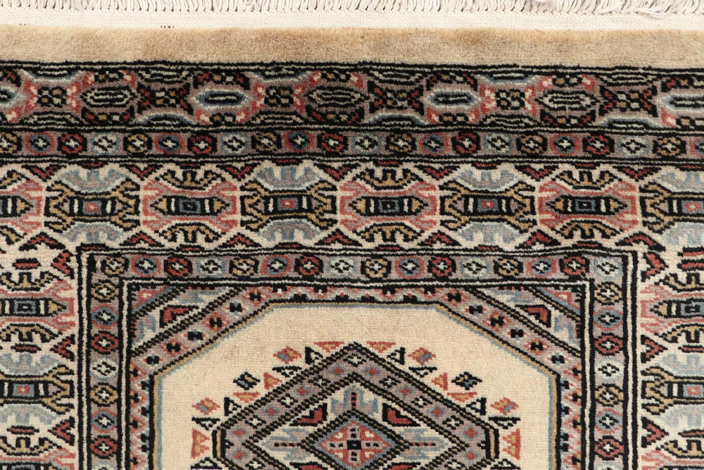 Antique White Jaldar 2' 4 x 9' 9 - No. 58904 - ALRUG Rug Store