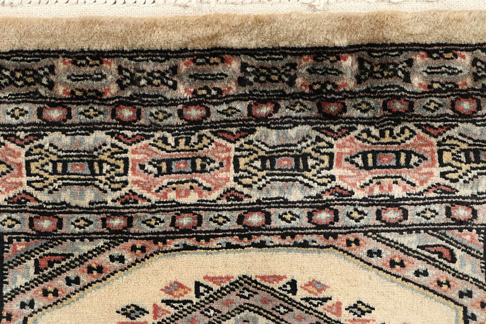 Antique White Jaldar 2' 4 x 9' 6 - No. 58907 - ALRUG Rug Store