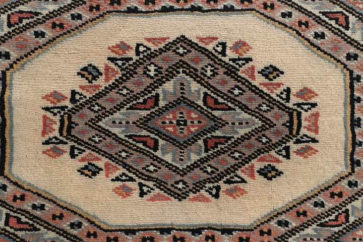 Antique White Jaldar 2' 4 x 9' 6 - No. 58907 - ALRUG Rug Store