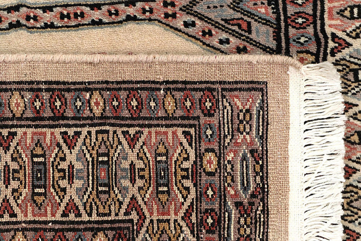 Old Lace Jaldar 2'  4" x 9'  2" - No. QA34472