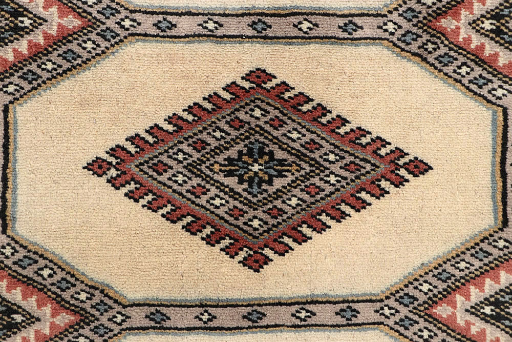 Old Lace Jaldar 2' 4 x 9' 2 - No. 58914 - ALRUG Rug Store
