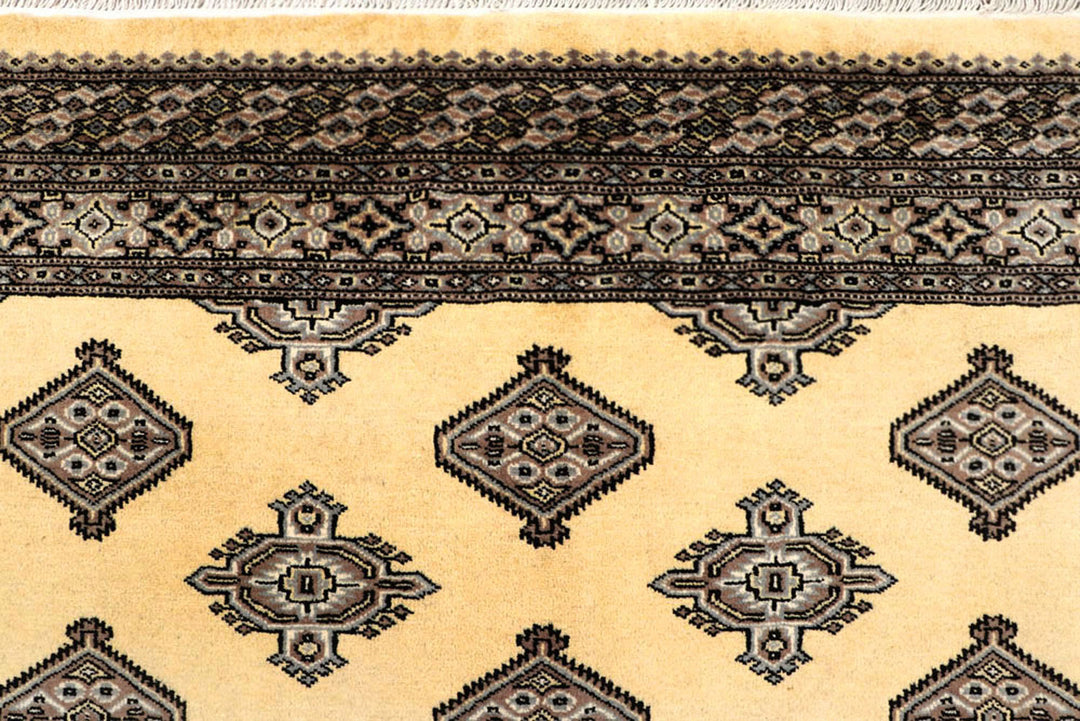 Moccasin Jaldar 5'  1" x 8'  6" - No. QA87226