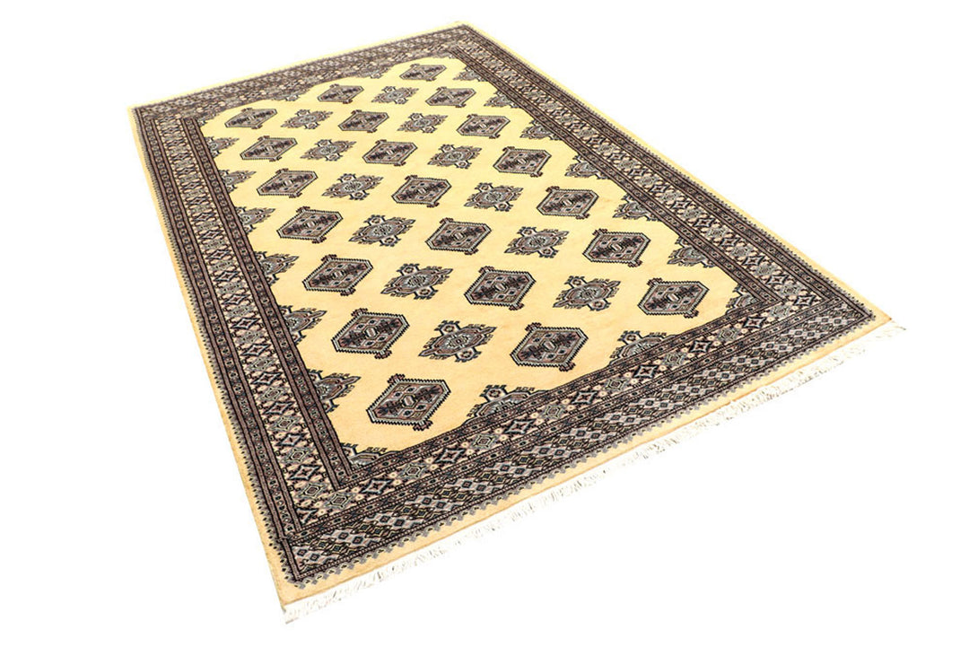 Moccasin Jaldar 5'  1" x 7'  10" - No. QA11380