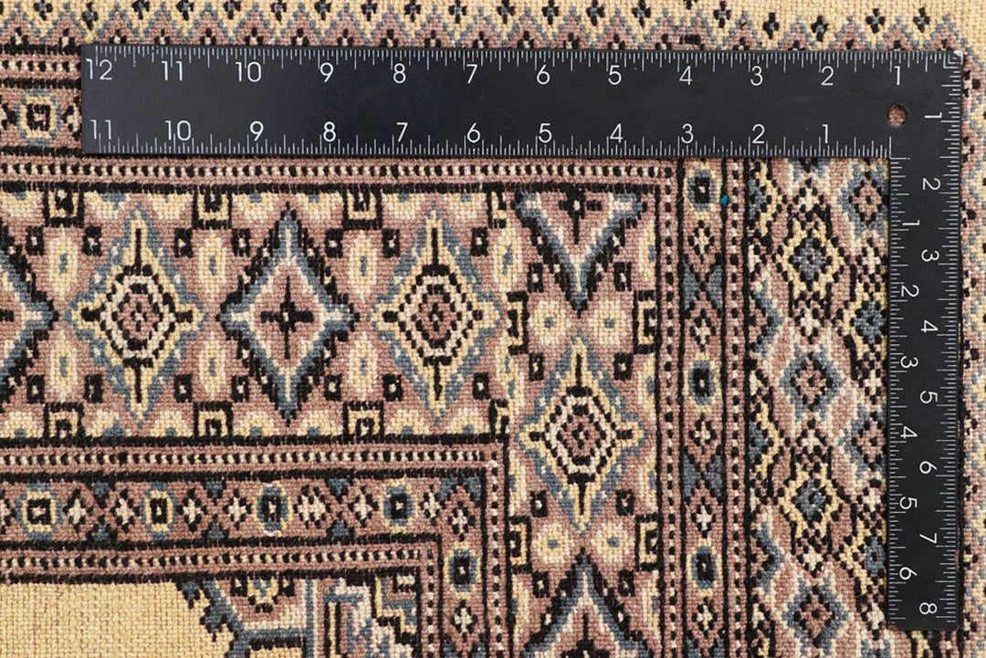 Moccasin Jaldar 5'  1" x 7'  10" - No. QA11380