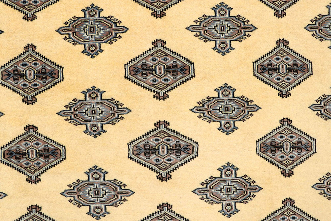 Moccasin Jaldar 5'  1" x 8'  2" - No. QA13745