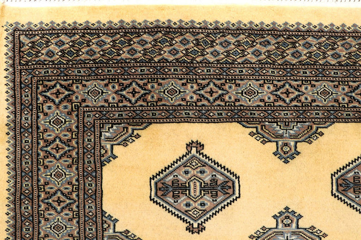 Moccasin Jaldar 5'  1" x 7'  10" - No. QA48246