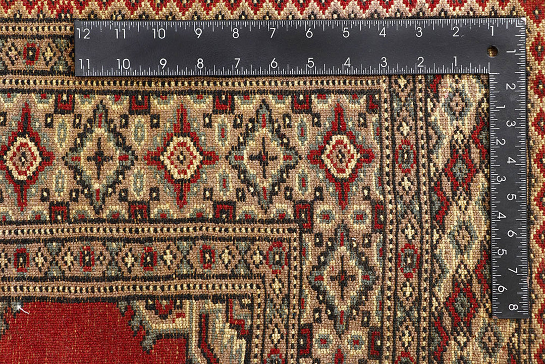 Red Jaldar 5'  1" x 8'  4" - No. QA65521