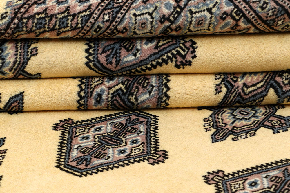 Navajo White Jaldar 5' 2 x 8' 1 - No. 59115 - ALRUG Rug Store