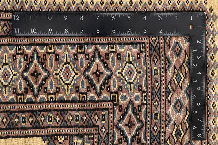 Navajo White Jaldar 5' 2 x 8' 1 - No. 59115 - ALRUG Rug Store