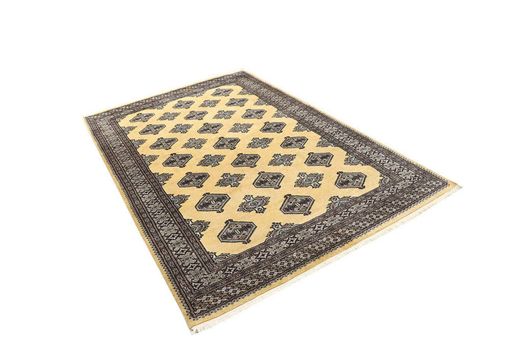 Navajo White Jaldar 5'  1" x 7'  10" - No. QA30460