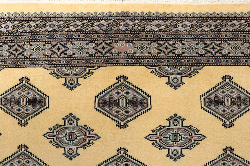 Navajo White Jaldar 5' 1 x 7' 10 - No. 59118 - ALRUG Rug Store
