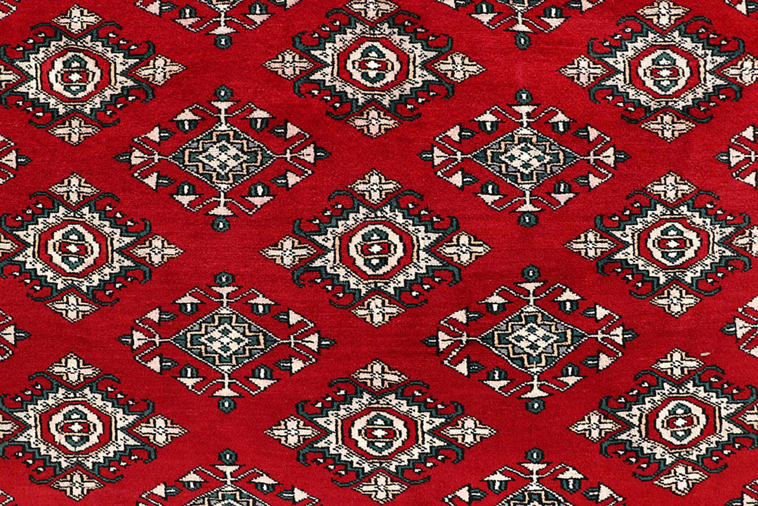 Red Jaldar 8'  1" x 11'  4" - No. QA85881