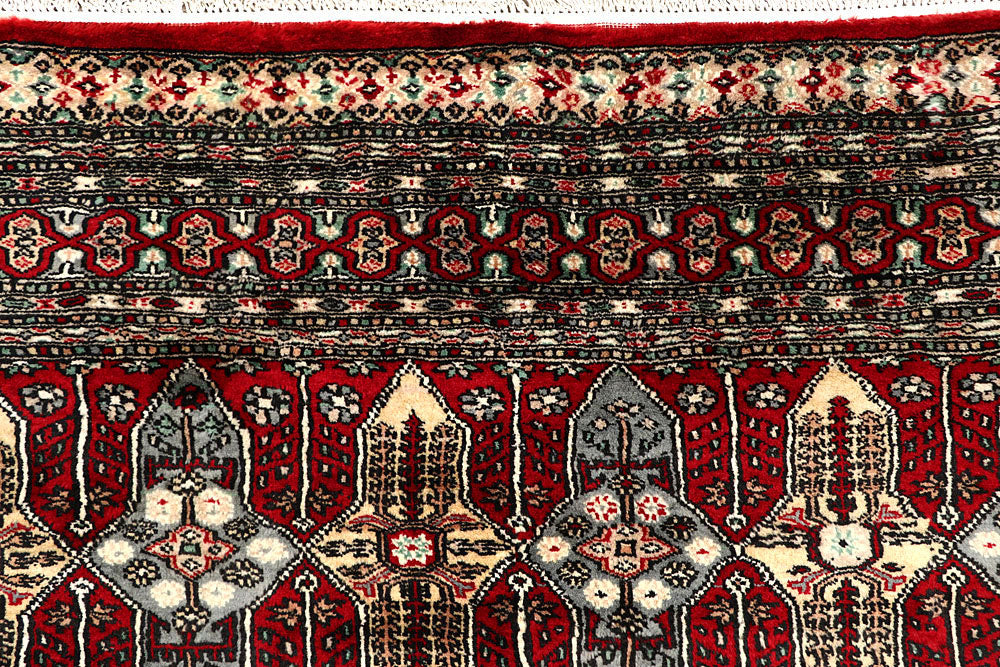 Firebrick Caucasian 8' 2 x 10' - No. 59177 - ALRUG Rug Store