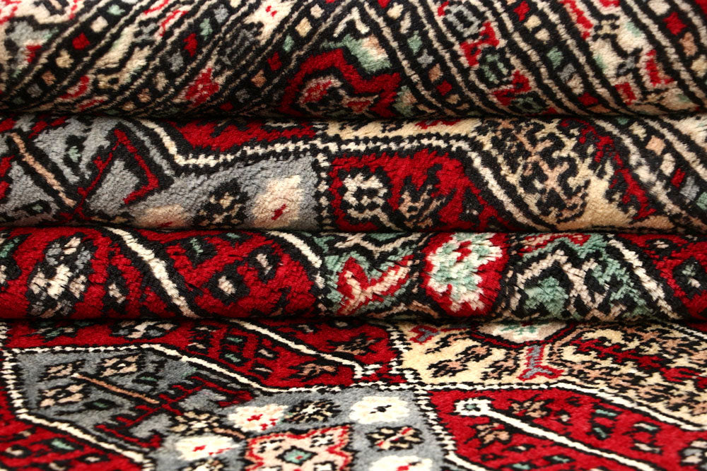 Firebrick Caucasian 8' 2 x 10' - No. 59177 - ALRUG Rug Store