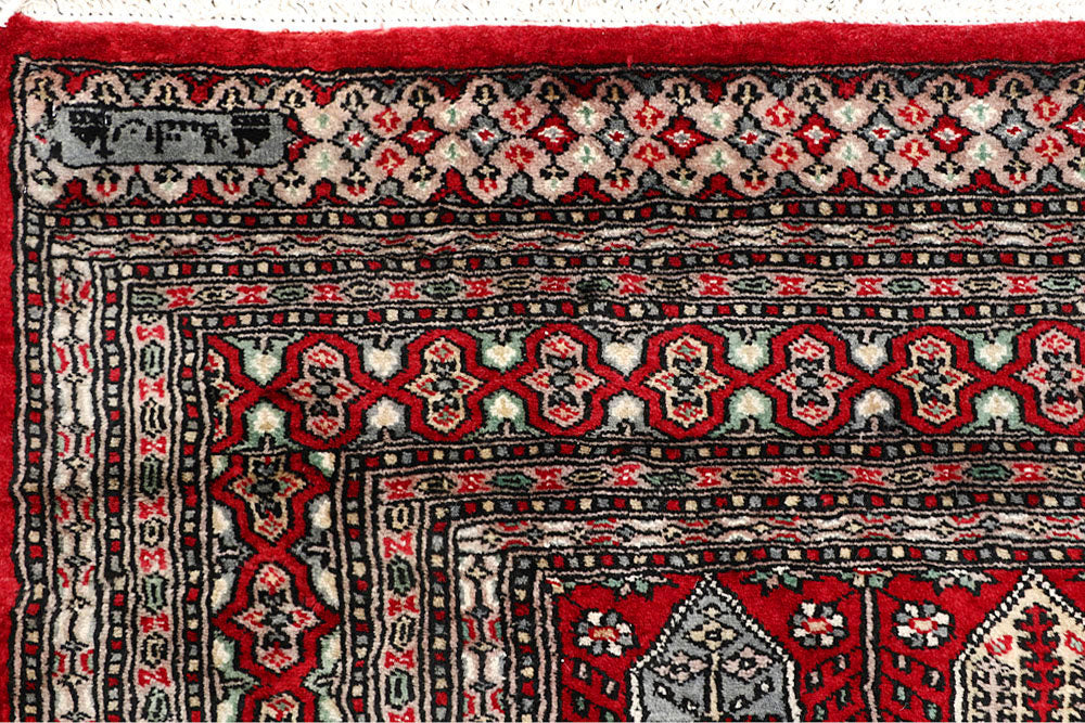 Firebrick Caucasian 6' 8 x 9' 11 - No. 59182 - ALRUG Rug Store