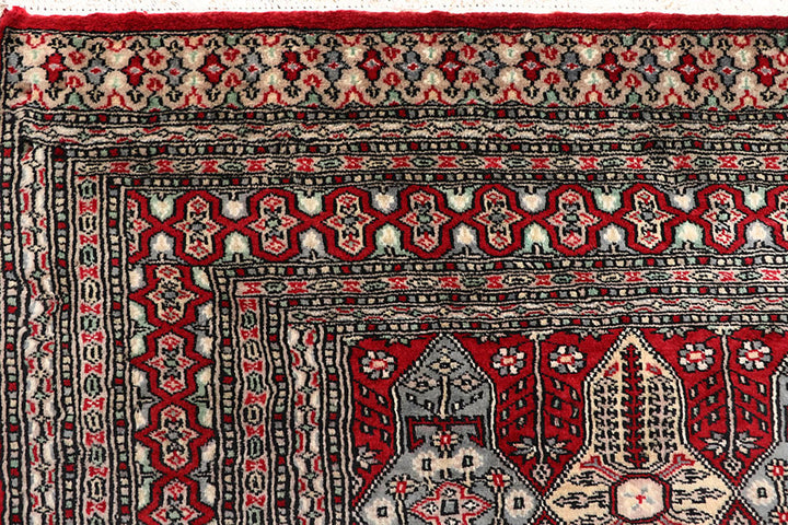 Firebrick Caucasian 6' 10 x 9' 10 - No. 59190 - ALRUG Rug Store