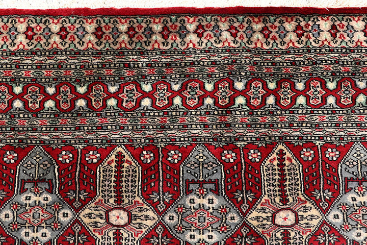 Firebrick Caucasian 6' 10 x 9' 10 - No. 59190 - ALRUG Rug Store